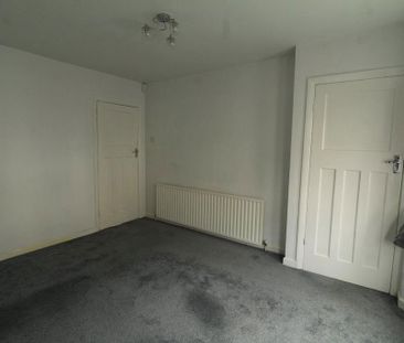 2 bedroom property to rent - Photo 4