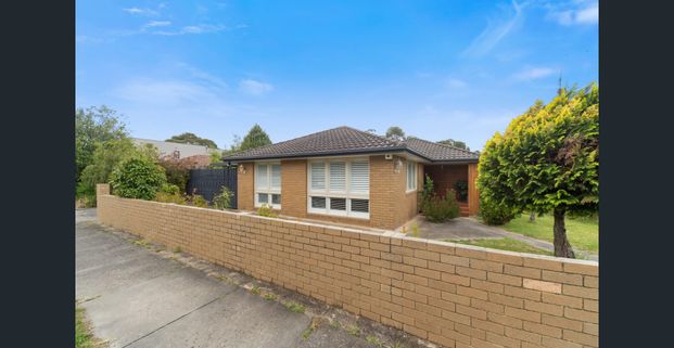 Comfort, Space & Lifestyle in South Frankston - Gardening Included - Photo 1