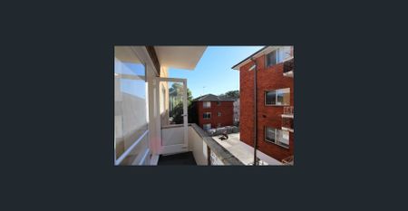 Renovated Apartment I Prime Position - Photo 5