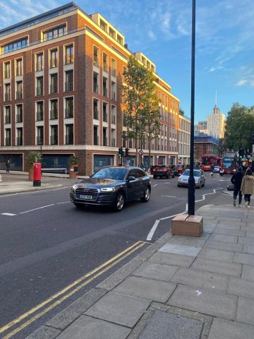 1 Bed Flat, Kensington Church Street, W8 - Photo 4