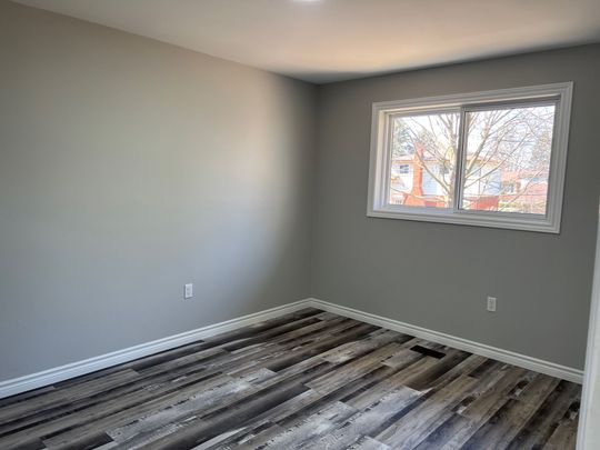 For Lease - 206 Little Avenue Unit# Main Floor, Unit1, Barrie, Ontario - Photo 1