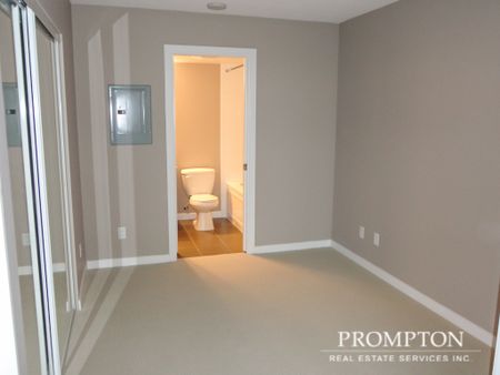 1 Bedroom - Photo 2