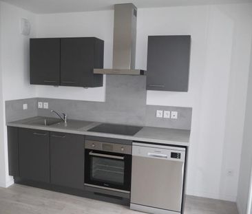 Location Appartement 3 pièces 65m² HEROUVILLE ST CLAIR 14200 - Photo 4