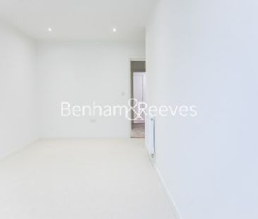 2 Bedroom flat to rent in Habito, Hounslow, TW3 - Photo 3