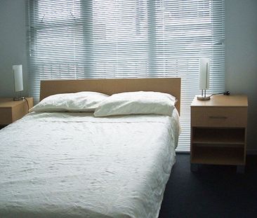 Spacious two bedroom apartment - Photo 4