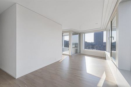 la vie moderne dans la Bäretower = unique et spectaculaire - Photo 4