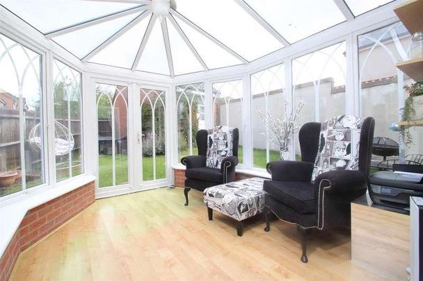 Thorne Close, Boxmoor, Hemel Hempstead, HP1 - Photo 1