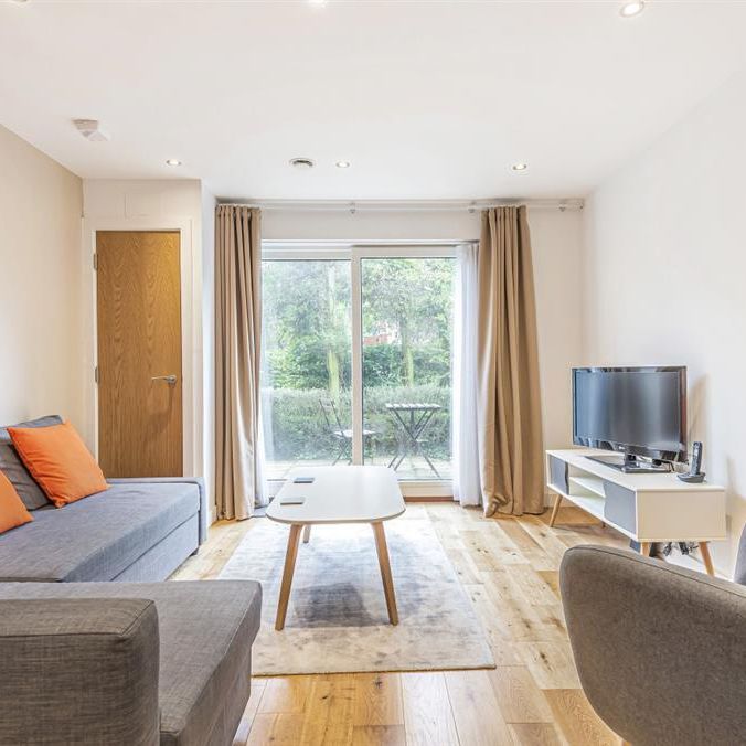 South Croydon, 137 Sanderstead Road - Photo 1