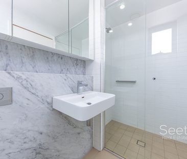 Stylish East-Facing Level 7 Corner Apartment with Abundant Natural ... - Photo 5