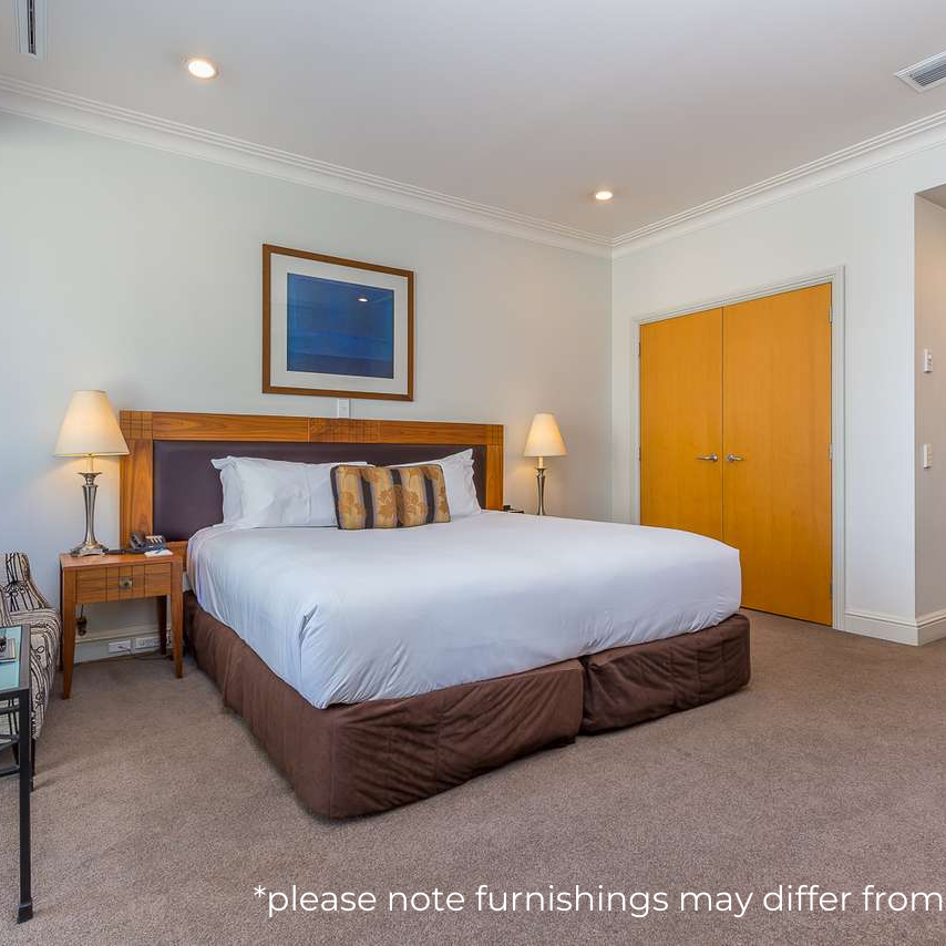 Charming Studio at Heritage Tower: Live in Style! - Photo 1