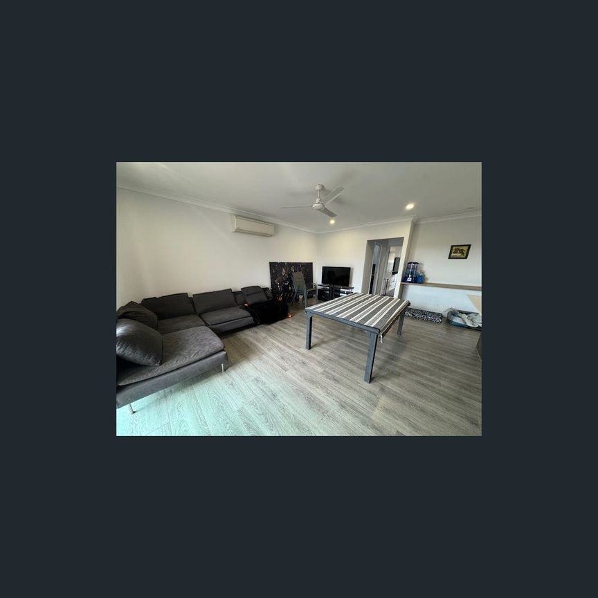 25a Benham Avenue, Kallangur, Qld 4503 - Photo 1