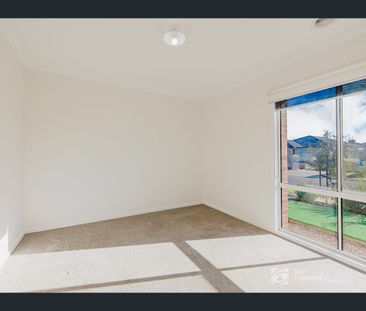 6 Winton Drive, Fraser Rise, Vic 3336 - Photo 3