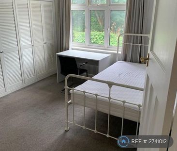 4 bedroom terraced house to rent - Photo 4