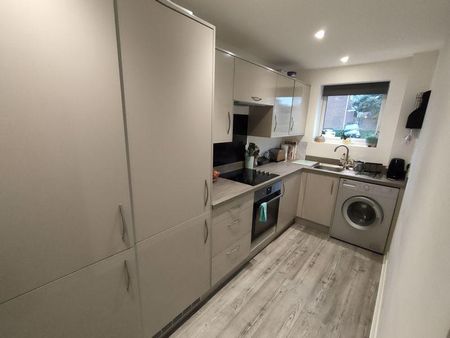 1 bedroom property to rent - Photo 3