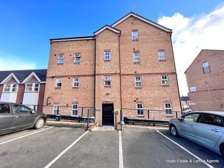 Richmond House, St. Andrews Square, Stoke-On-Trent, ST4 7GE, ST4 7GE - Photo 3