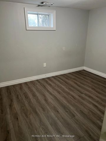 27 Tansley Avenue #Bsmt - Photo 2