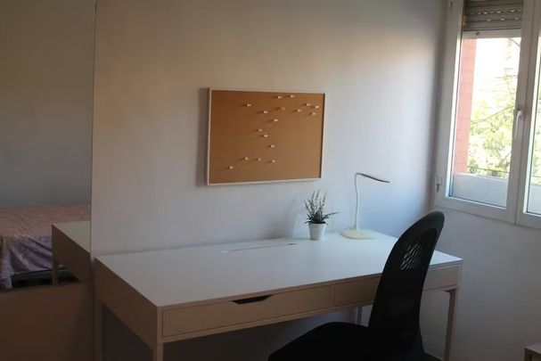 Calle del Doctor Manuel Candela, Valencia, Valencian Community 46021 - Photo 1