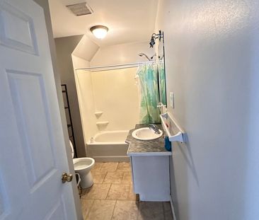 For Lease - 7 Josephine Street Unit# Main, St. Catharines, Ontario - Photo 5