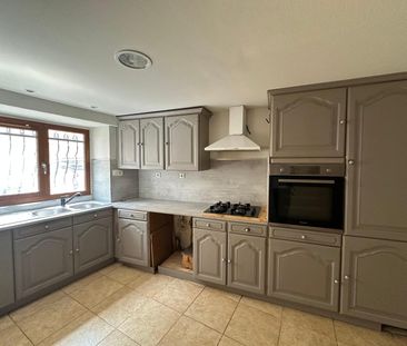 Location Maison 5 pièces 138m² CLERMONT FERRAND 63100 - Photo 4