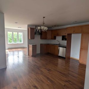 Immeuble - 641-661 Rue Des Coquelicots, Sherbrooke Grand 4 1/2 à Louer - Fleurimont - Photo 2