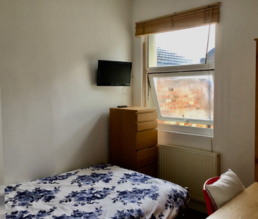 5 bedroom house to rent - Photo 6