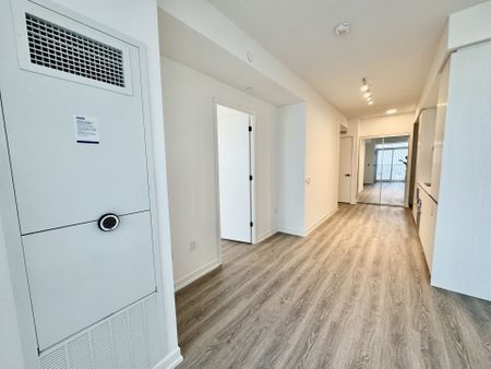 For Lease - 8 INTERCHANGE Way Unit# 1007, Vaughan, Ontario - Photo 5