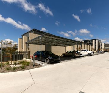 Charming Townhouse in Denman Prospect - Photo 3