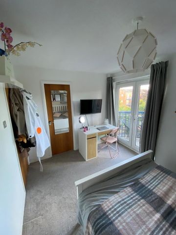 3 bedroom apartment to rent - Photo 3