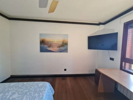 Pozuelo De Alarcón - Photo 2