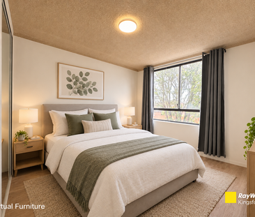 Two Bedroom Apartment in Prime Location - Photo 3
