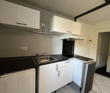 Location Appartement 1 pièce 27m² MONT DE MARSAN 40000 - Photo 2