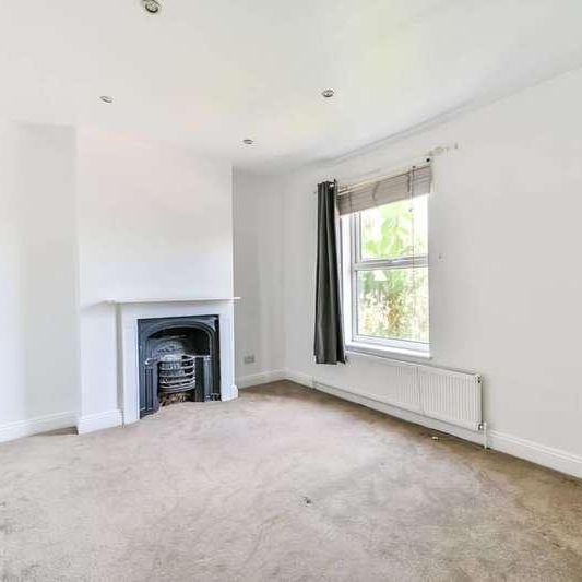 Latchmere Road, Battersea, SW11 - Photo 1