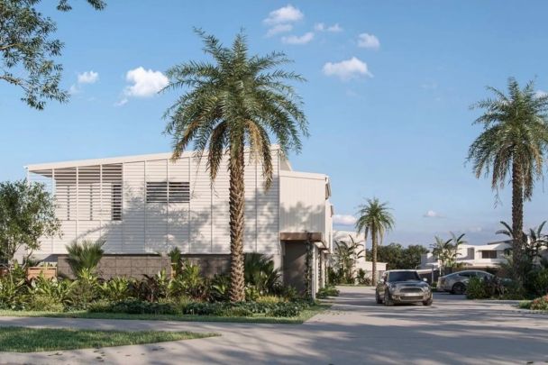 Stylish 2 Bedroom home with private court yard - Photo 1