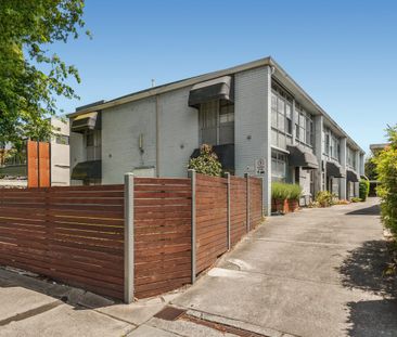 Warm in Winter and Cool in Summer - Photo 6