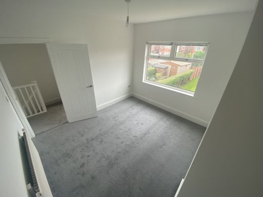 Hayburn Avenue, Hull - Photo 1