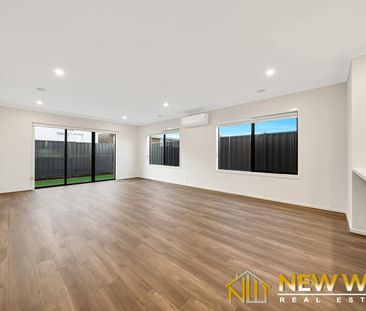 YOUR NEW HOME AWAITS IN BEVERIDGE - Photo 1