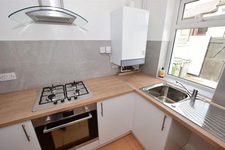 Chamberlain Street, Wallasey, 2 bedroom, House - Terraced - Photo 4