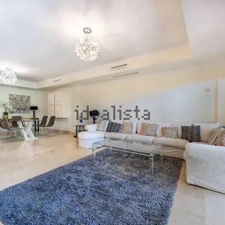 Alquiler de piso en Lomas del Virrey s/n - Photo 1