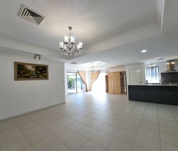 Stylish and Well-Located 3-Bedroom Home - Photo 3