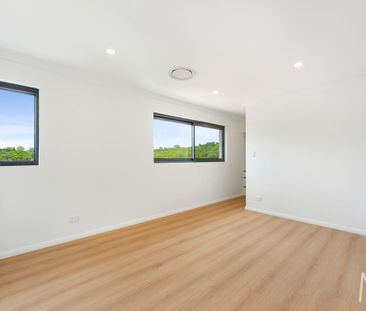 ELEGANT FAMILY HOME CLOSE TO NATIONAL PARK - Photo 4