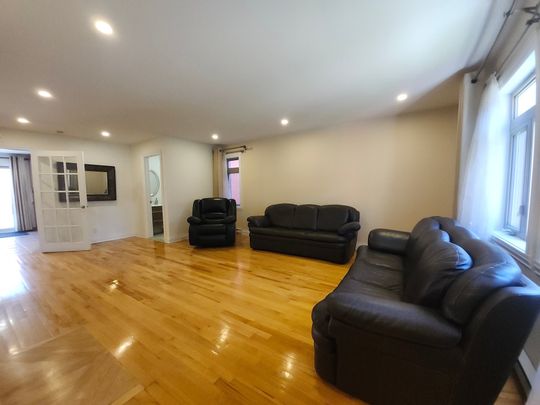 9930 Rue Paul-Comtois - Photo 1