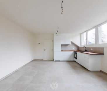 Fijn één slaapkamer appartement in gerenoveerd herenhuis - Photo 2