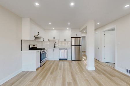 For Lease - 85 Primula Crescent Unit# MAIN, Toronto, Ontario - Photo 4