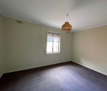 To register & apply for this property, please use this link: https:... - Photo 4
