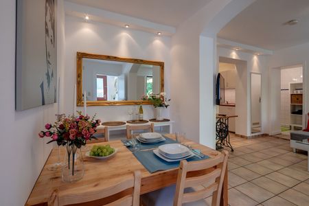 Sapcious 2.5-room apartment in Oberhaching for rent - Photo 5