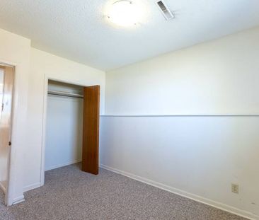 837 East Centre - Photo 4