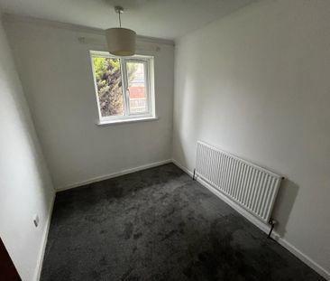 2 bedroom semi-detached bungalow to rent - Photo 4