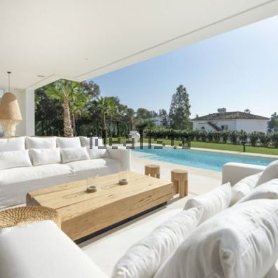 Alquiler de casa o chalet independiente en Calle Guaro, 24 - Photo 1