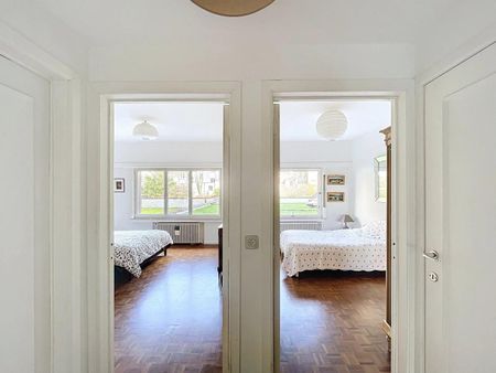 Cinquantenaire: Superb furnished 2-bedroom apartment - Photo 5