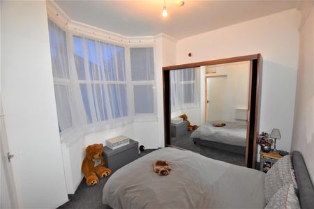 Bramley Road - Photo 5